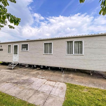 Beautiful 6 Berth Caravan With Decking At Southview Holiday Park Ref 33024O Hotel Skegness Exterior photo